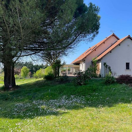 Des Roux Et Des Pious Suite De 35 A 60 M2 Et 3 Chambres Pour Groupe De 2 A 6 Personnes Civray-de-Touraine Bagian luar foto